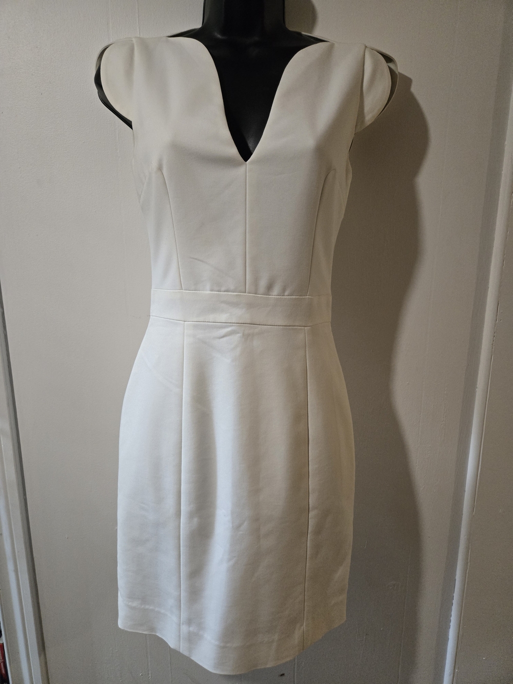 French Connection White Cream "Lolo" Stretch V-Plunge Sheath Midi Dress Size 0